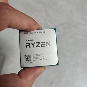 AMD 라이젠 2200G CPU