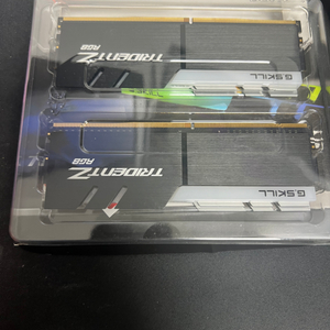 G.SKILL DDR-4 2666 8gb 2개