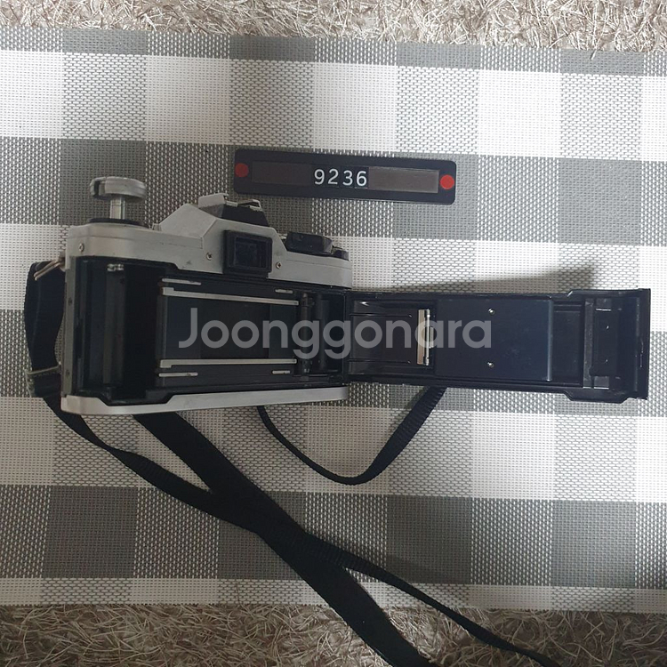 캐논 AT-1 실버바디 필름카메라 1.8렌즈 장착--5