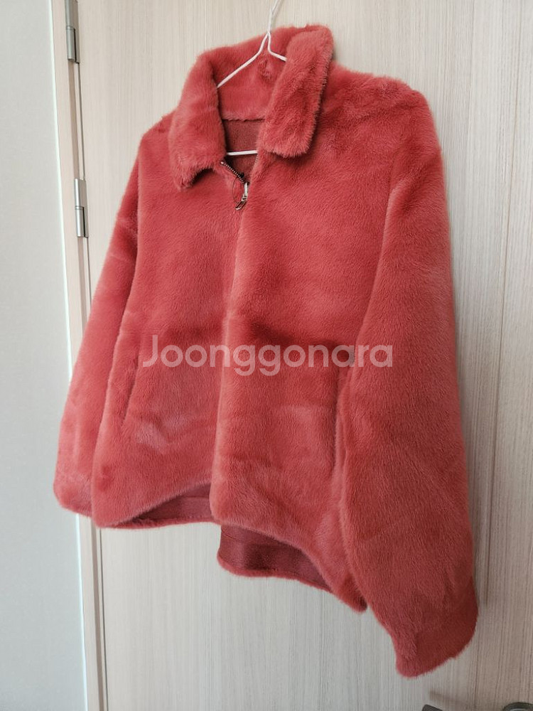 비지트인뉴욕 인조퍼 밍크털자켓 양면털코트--2