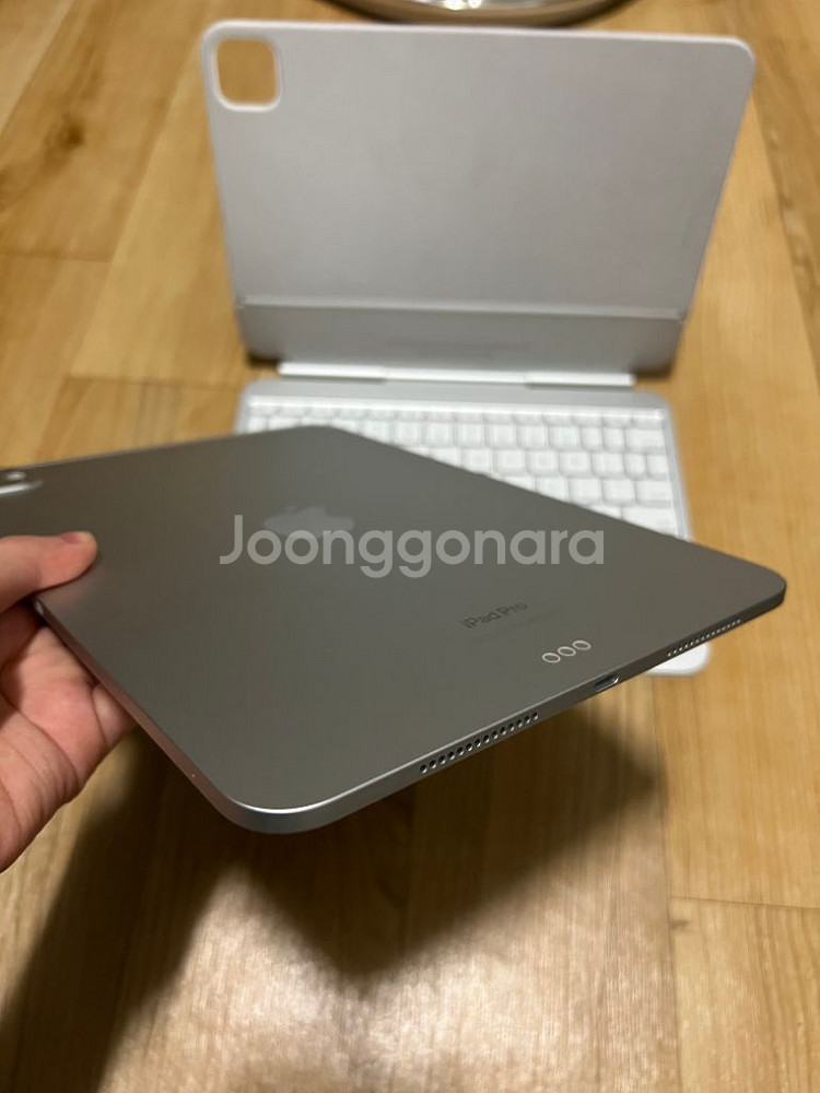아이패드 프로 m4 11인치 256 기가 미사용 새제품--1