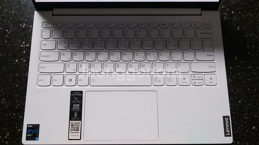 레노버 YOGA 슬림7i 화이트 노트북/i7,카본--3