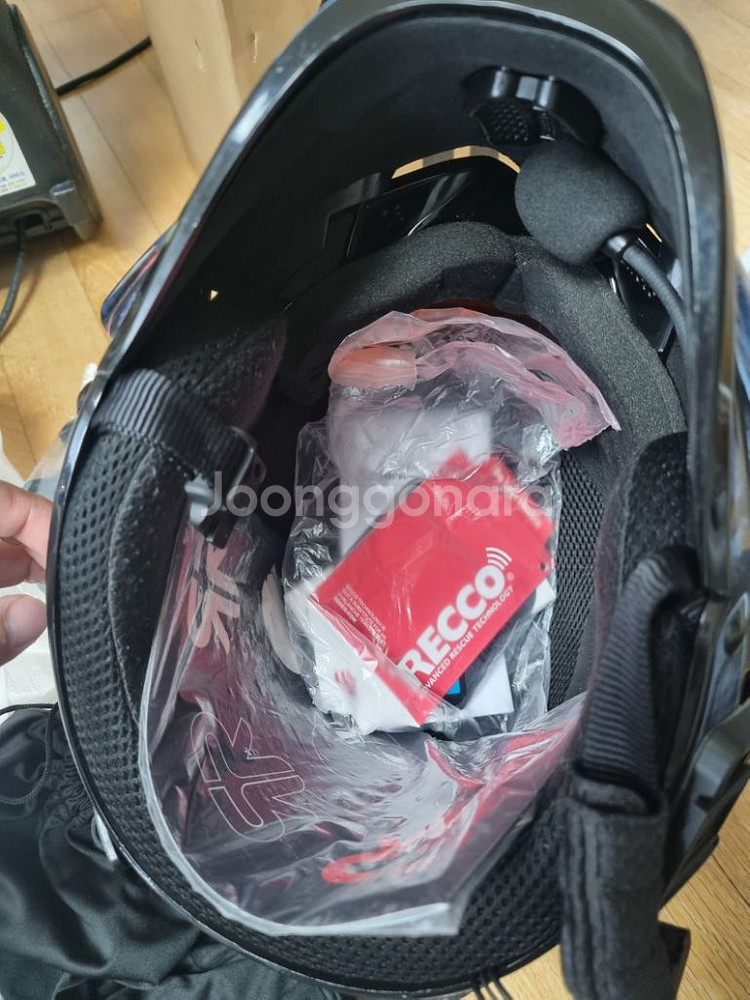 간지 좔좔 루록헬멧 팝니다.--4