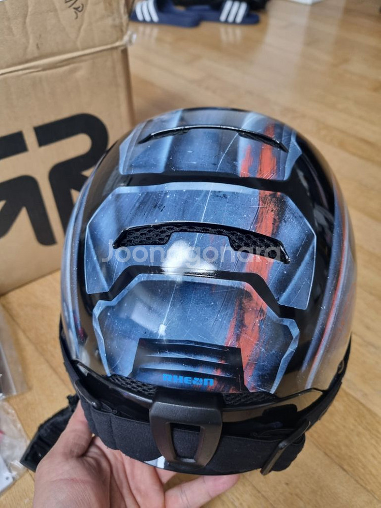 간지 좔좔 루록헬멧 팝니다.--7