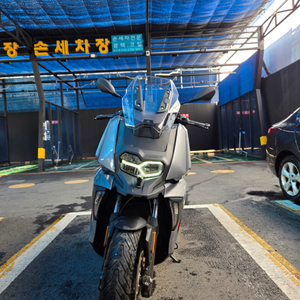 bmw c400x 23년식 팝니다