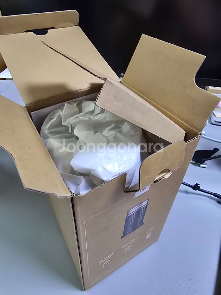 네스프레소 에어로치노3 새제품 판매합니다--1