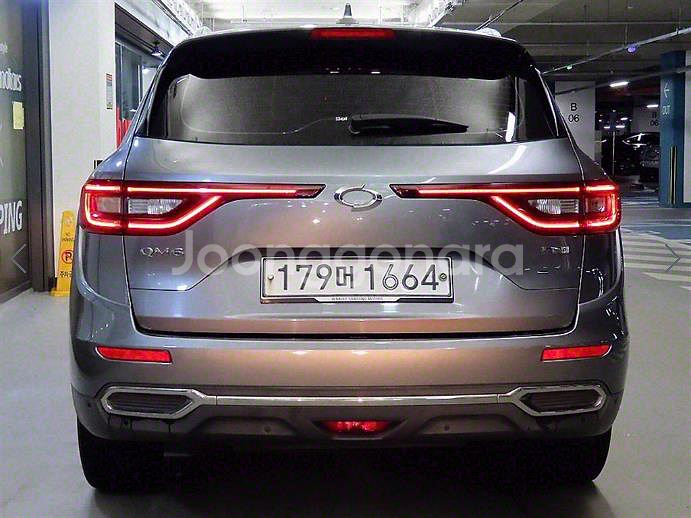 @19년식 QM6 2.0 dCi 4WD RE 시그니처--4