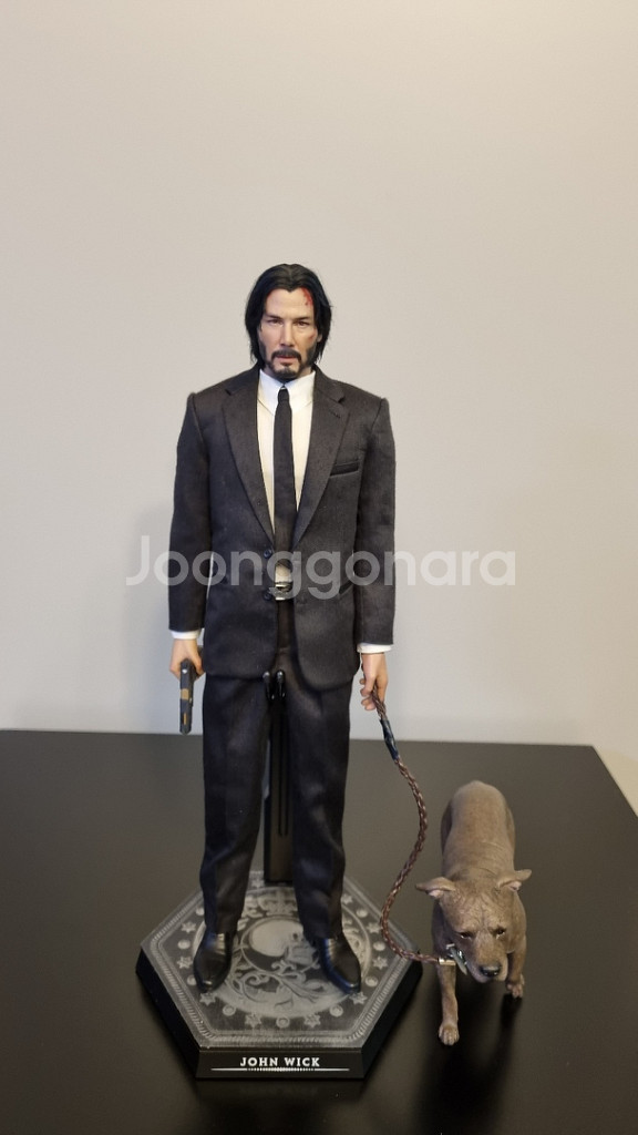 핫토이X작가작 존윅 커스텀 피규어--4
