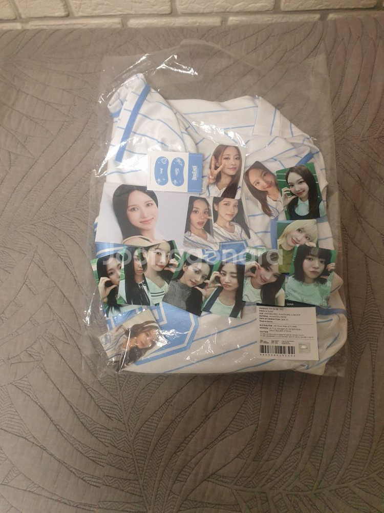 트와이스 9주년 팝업스토어굿즈 사나 야구유니폼 팝니다.--2