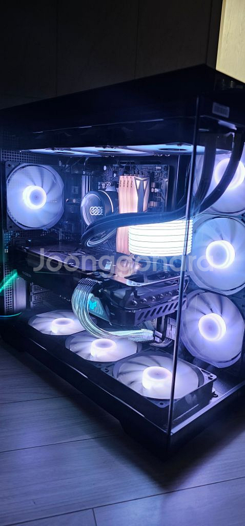 라이젠7 7800X3D RTX4070SUPER 본체--0