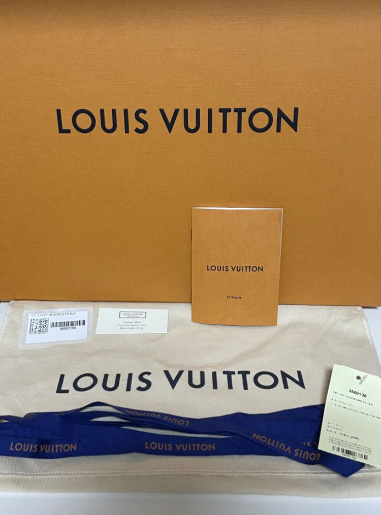 한정판 루이비통 에스칼 포쉐트 토일렛26 블루--5