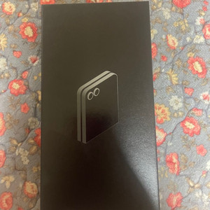 Z플립6 실버 512GB 새제품 미개봉 팝니다