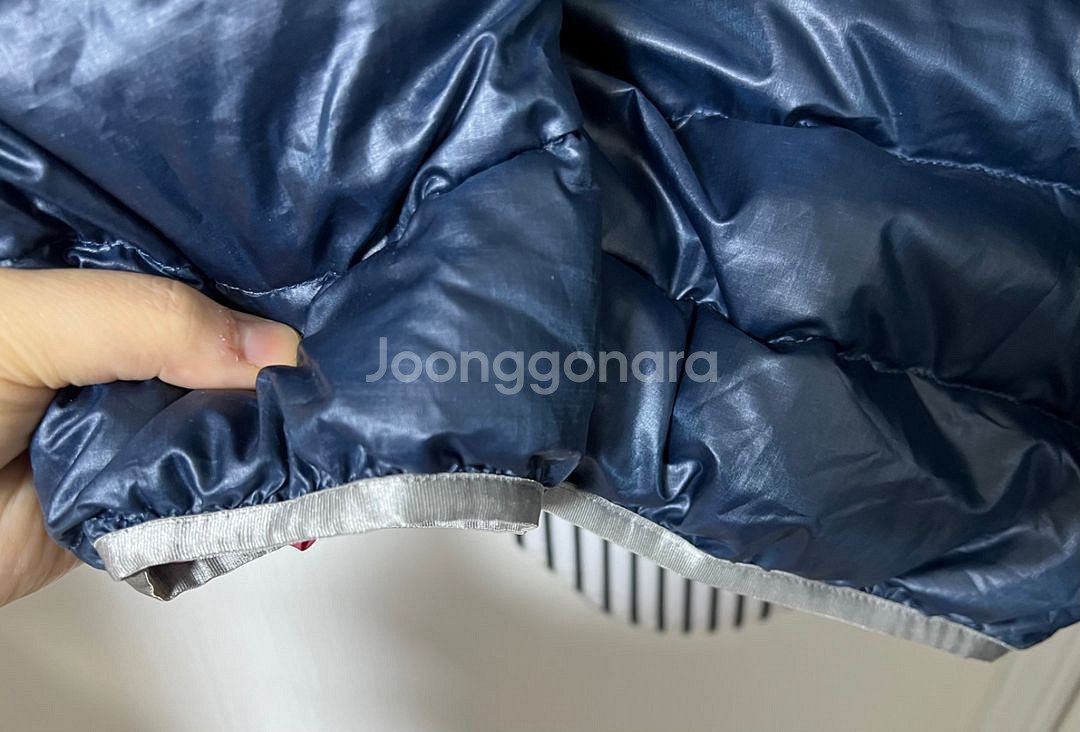 [착용5회미만] 푸마 경량 패딩--4