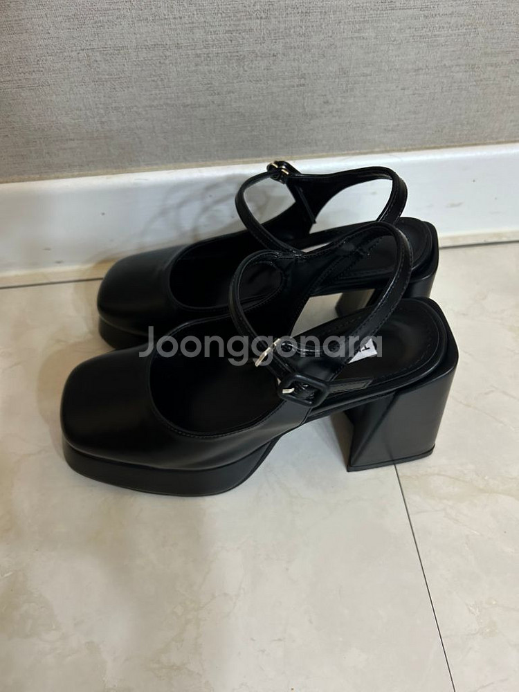 메리제인 가보시 힐 9.5cm 225(새상품)--1