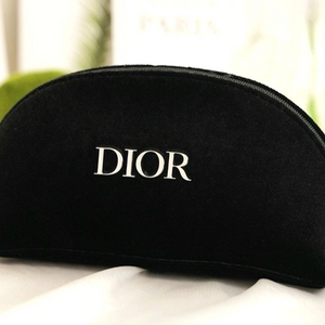 디올 Dior 벨벳 파우치