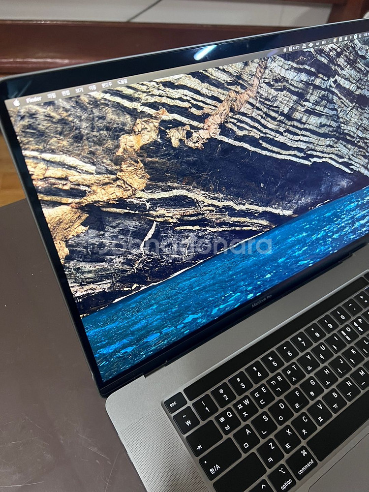 맥북프로 2019년형 16인치 고급형 SSD CTO--5