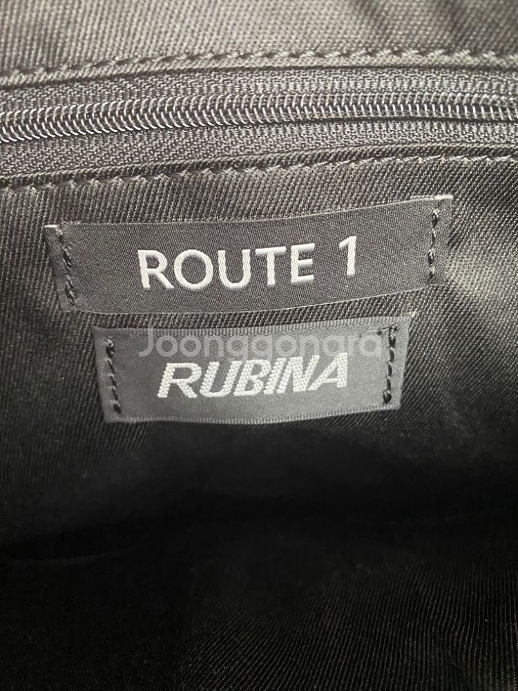 RUBINA 루비나 블랙 클러치(미사용)--8