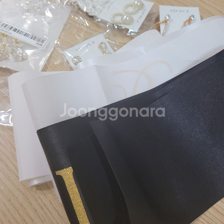 셀프 웨딩 소품 헤어 장식 드레스 장갑 퍼프 귀걸이--6