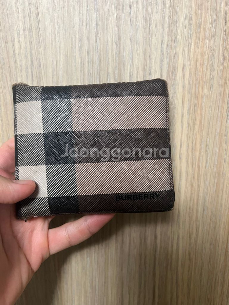 버버리 반지갑--1