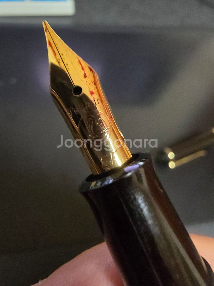 펠리칸 m200 브라운마블 EF 만년필--1