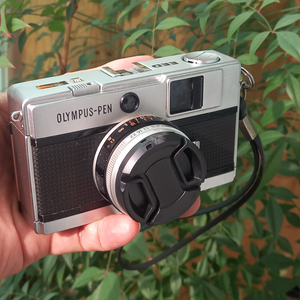 올림푸스 펜 OLYMPUS PEN EED 필름카메라