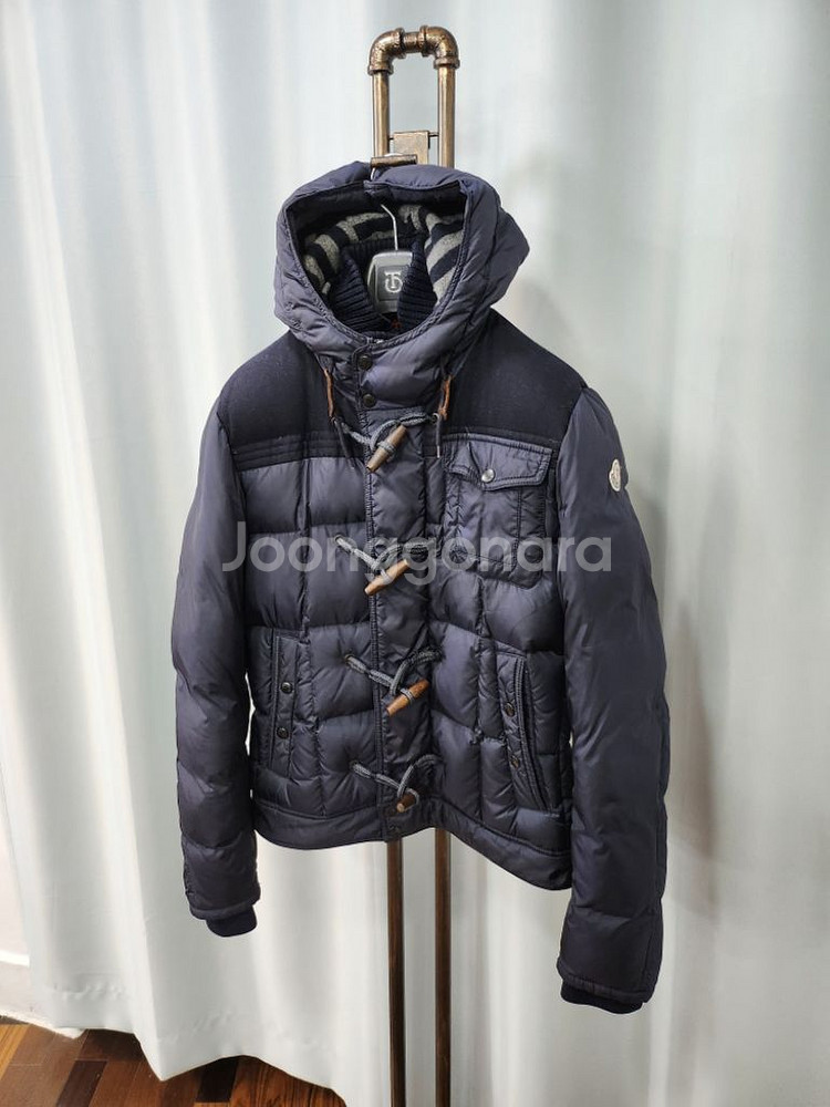 몽클레어 버질 떡볶이 단추 패딩점퍼 3/100--2
