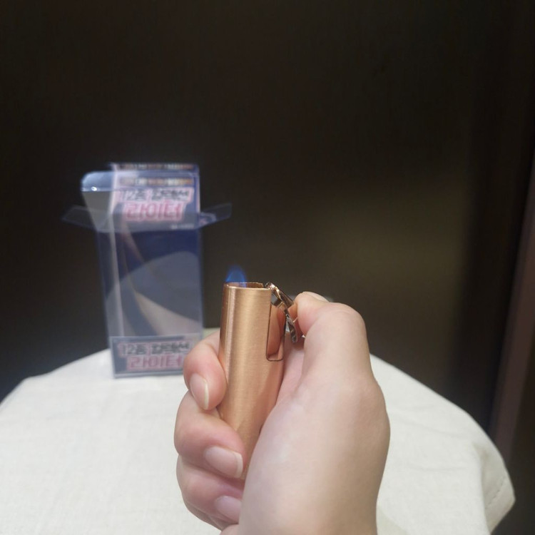 새상품) 컬렉션 일반 라이터 2종--2