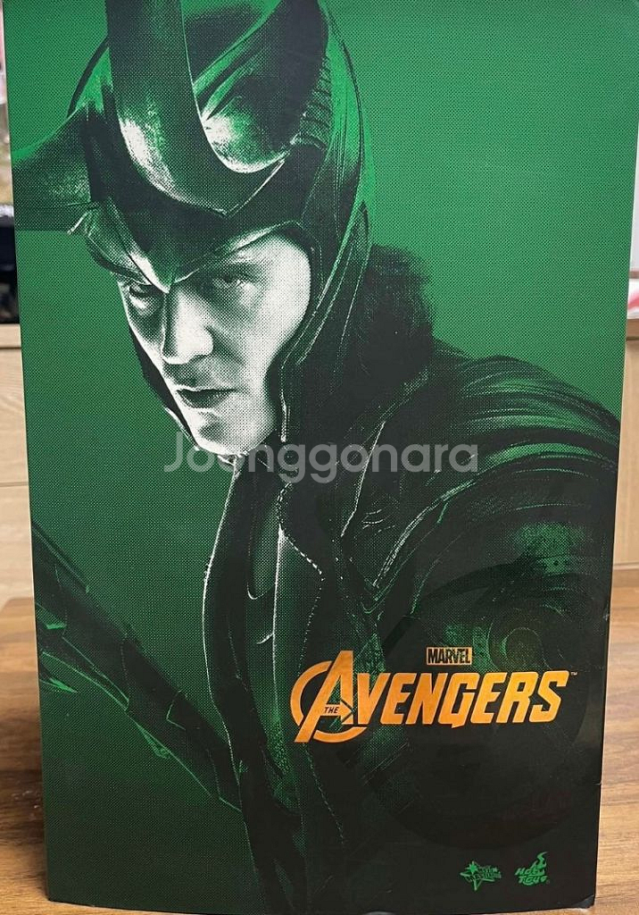 2012 어벤져스 AOU 로키 핫토이 피규어 판매합니다--1