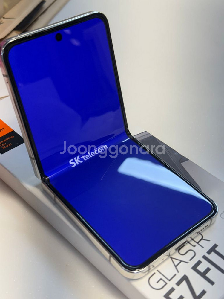 갤럭시Z플립5 크림화이트 512G 풀박 SM-F731--2