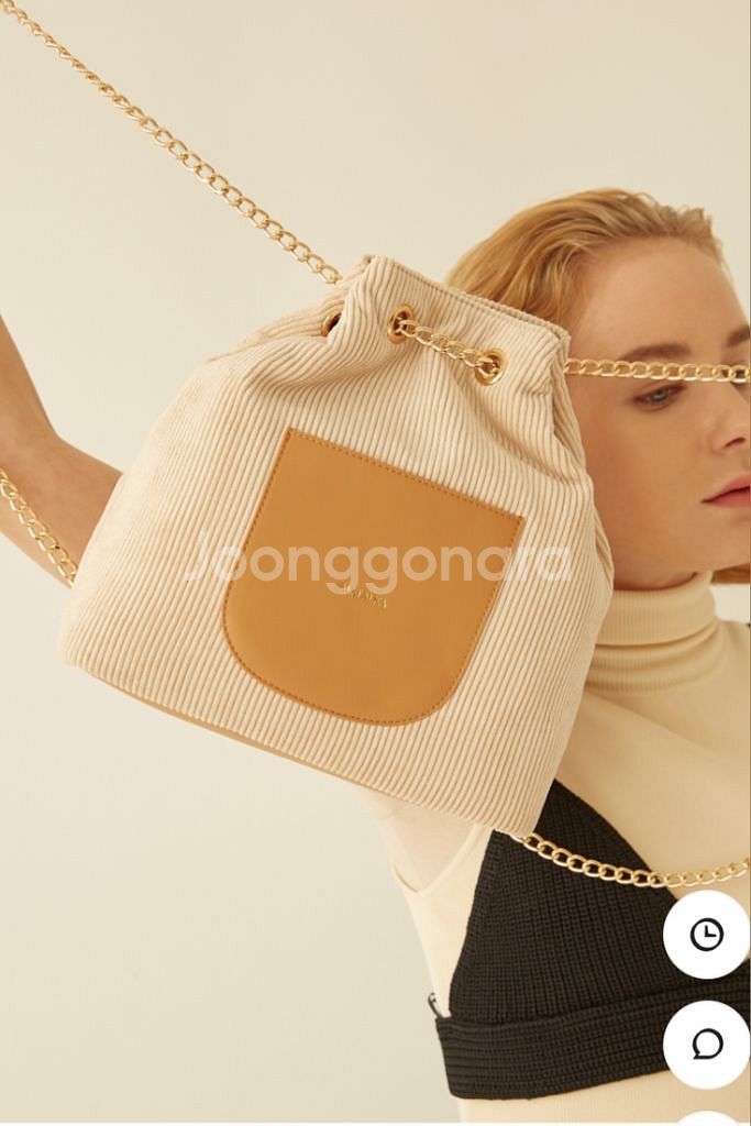 (거의새상품)알키알카 코듀백 아이보리 24K골드하드웨어--4