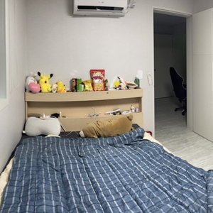 Q사이즈 침대 프레임 팝니다 이사로 처분해요