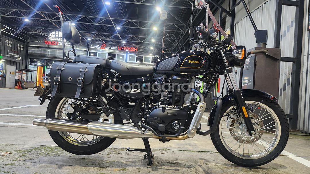 베넬리 임페리알레 400--1