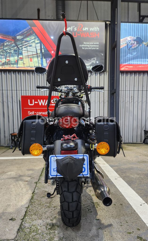 베넬리 임페리알레 400--4