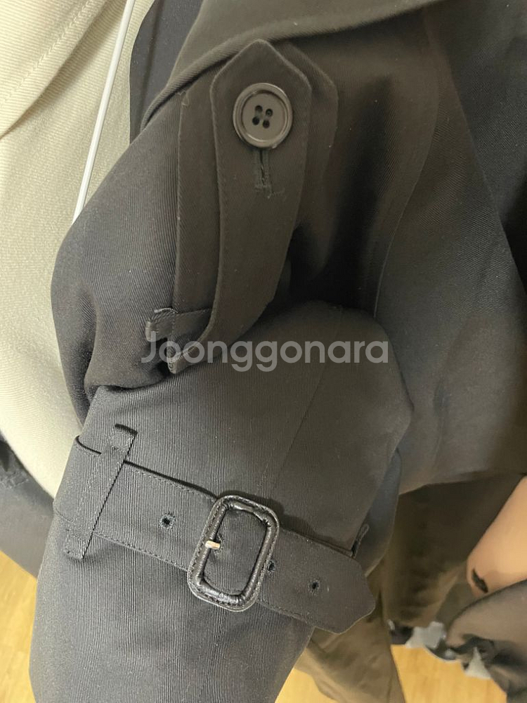 버버리 워털루 헤리티지 트렌치코트 블랙, L-XL--6
