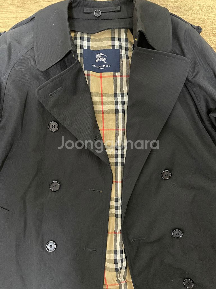 버버리 워털루 헤리티지 트렌치코트 블랙, L-XL--3