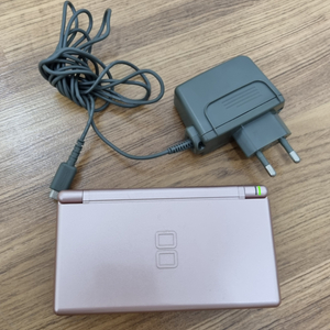 닌텐도 DS lite 핑크 (충전기,터치펜 포함)