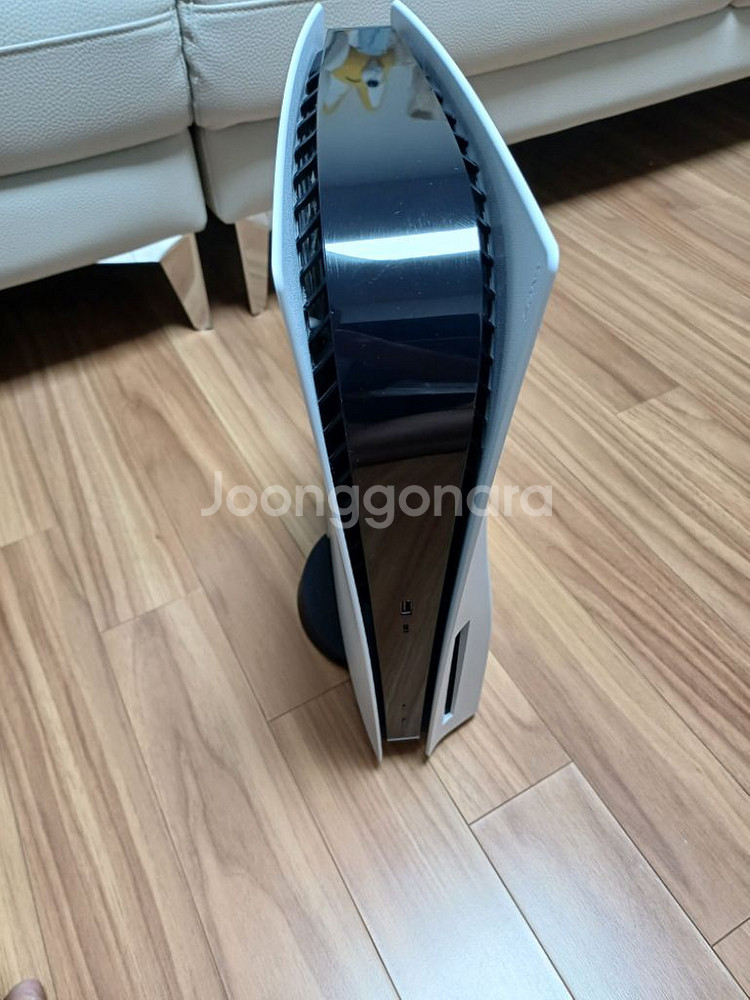 ps5 디스크 에디션 초기모델 팔아요.--3