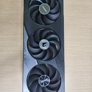 라데온 RX7900XTX ELIT 판매또는교환