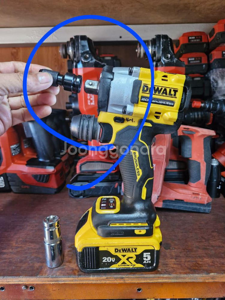 디월트충전임팩렌치DCF922 배터리포함 2024.4-1--8