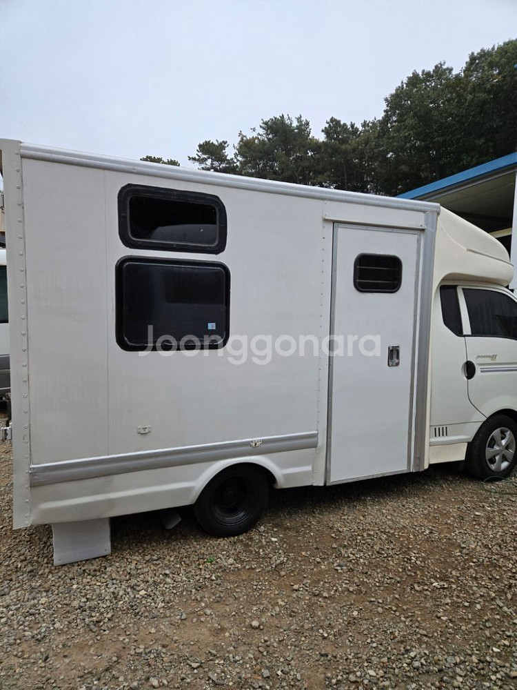 현대시티밴 캠핑카오토 판매.--2