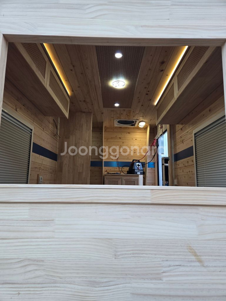 현대시티밴 캠핑카오토 판매.--6