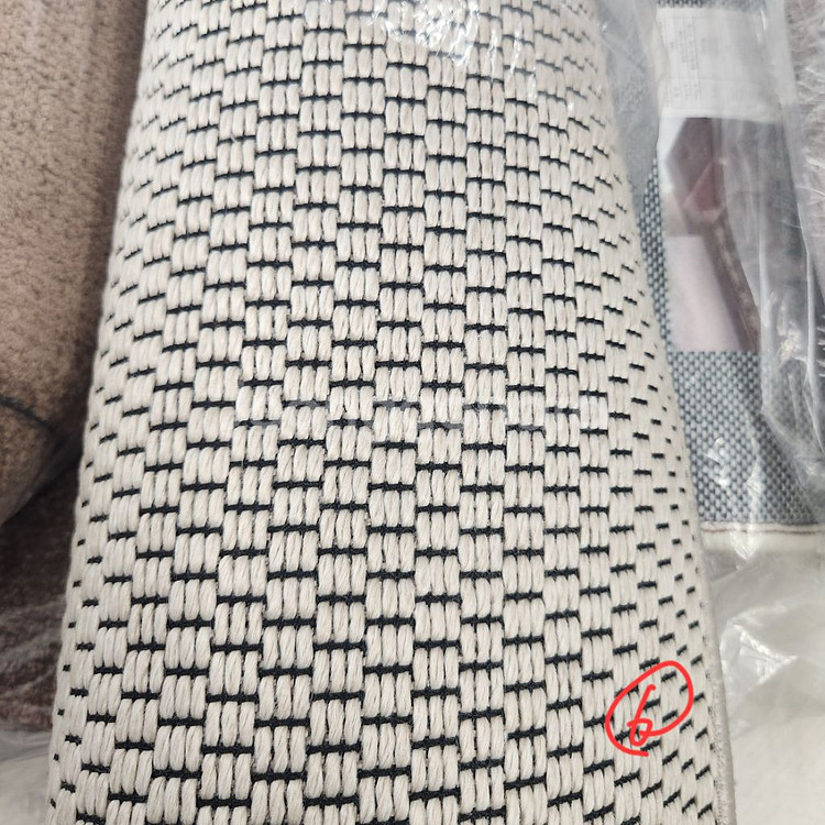 겨울에 완전 쓰기 좋는 카페트 판매해요~--6