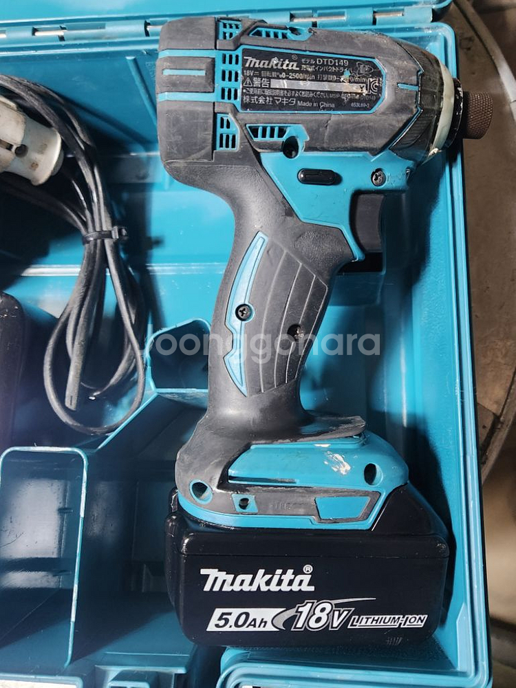 마끼다 18v 충전임팩 DTD149 팝니다--3