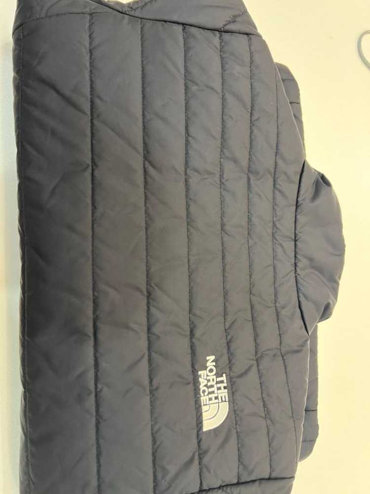 노스페이스 키즈 리버서블 브이모션 눕시 자켓 140--7