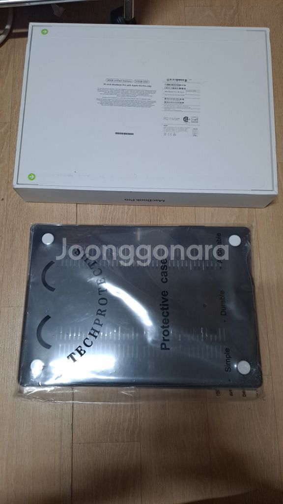 블랙 맥북프로 m3 16인치 12코어 36램 512sd--4