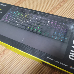 커세어 K70 RGB PRO 미개봉 팝니다!