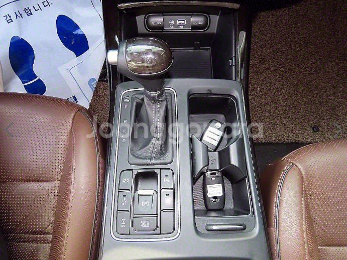 @17년식 올 뉴쏘렌토 R2.2 4WD 노블레스 스페--9