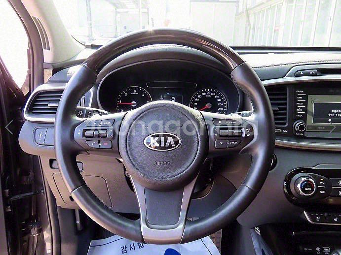 @17년식 올 뉴쏘렌토 R2.2 4WD 노블레스 스페--7