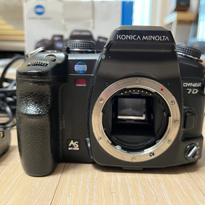 Konica Minolta Dynax 7D (고장품)