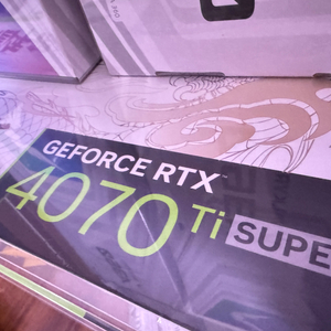 RTX 4070 Ti SUPER 불칸 용에디션 미개봉